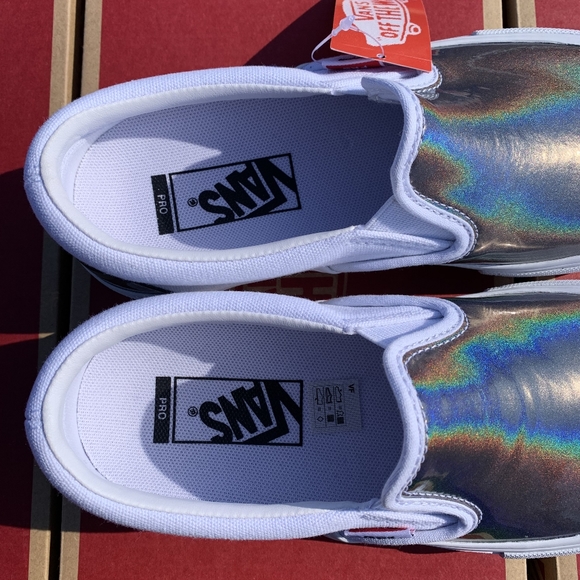 RESTOCKED Van's Slip-On Pro Silver Rainbow Various - Picture 4 of 9